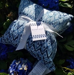Newport Pillow Set (2)  Blue Ikat 18"